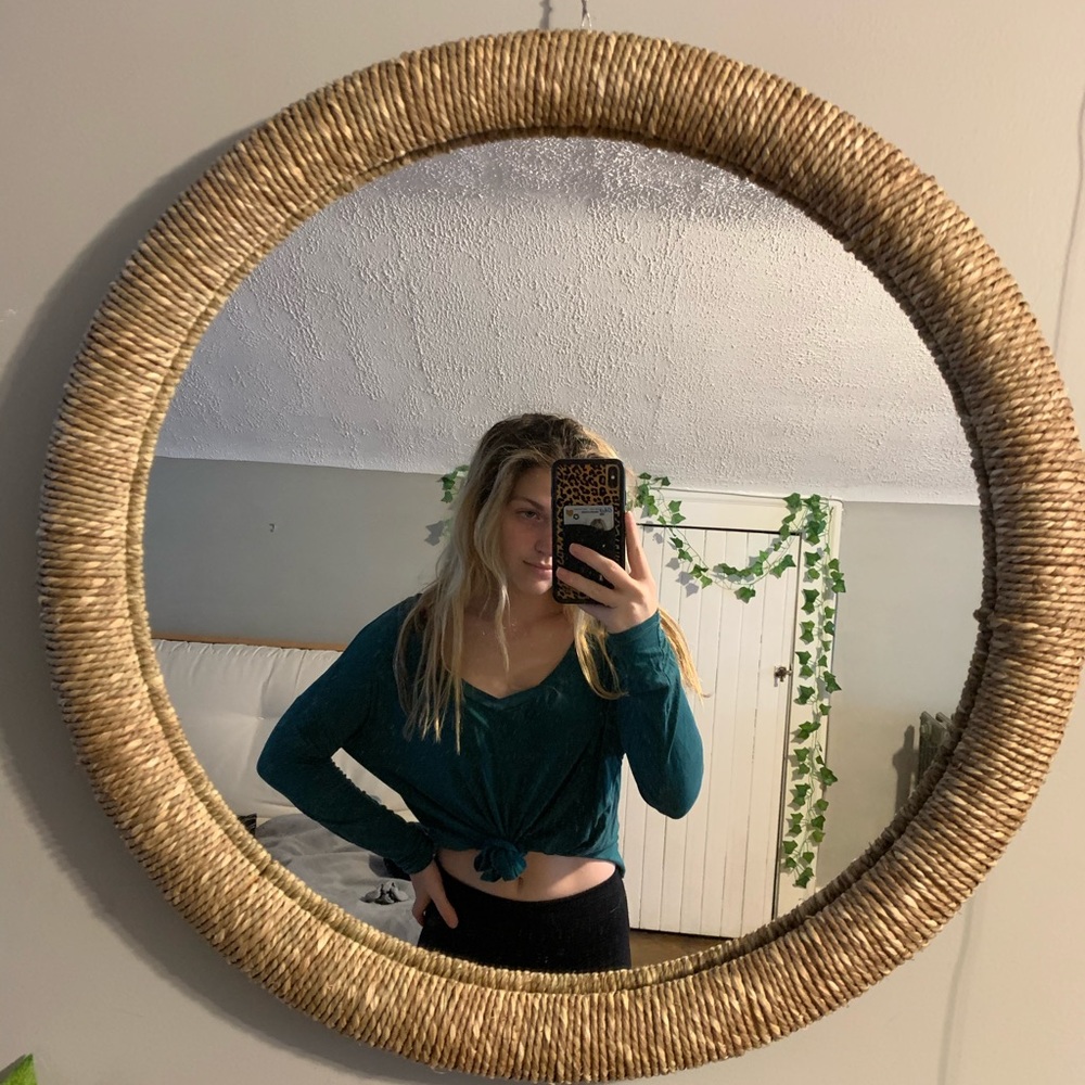 AMERICAN EAGLE SOFT AND SEXY LONG SLEEVE